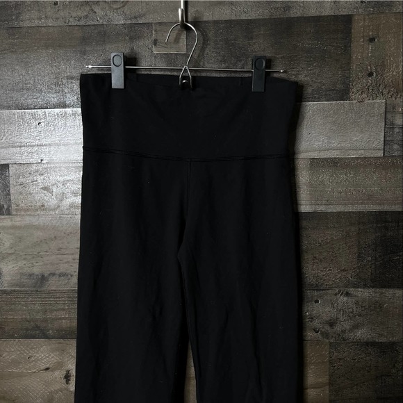SOLD Lululemon High Rise Pants Size 8 - Picture 2 of 6